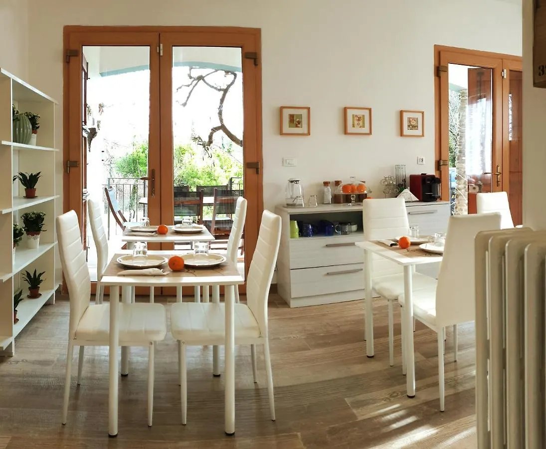 La Meridiana House Monterenzio Bed & Breakfast